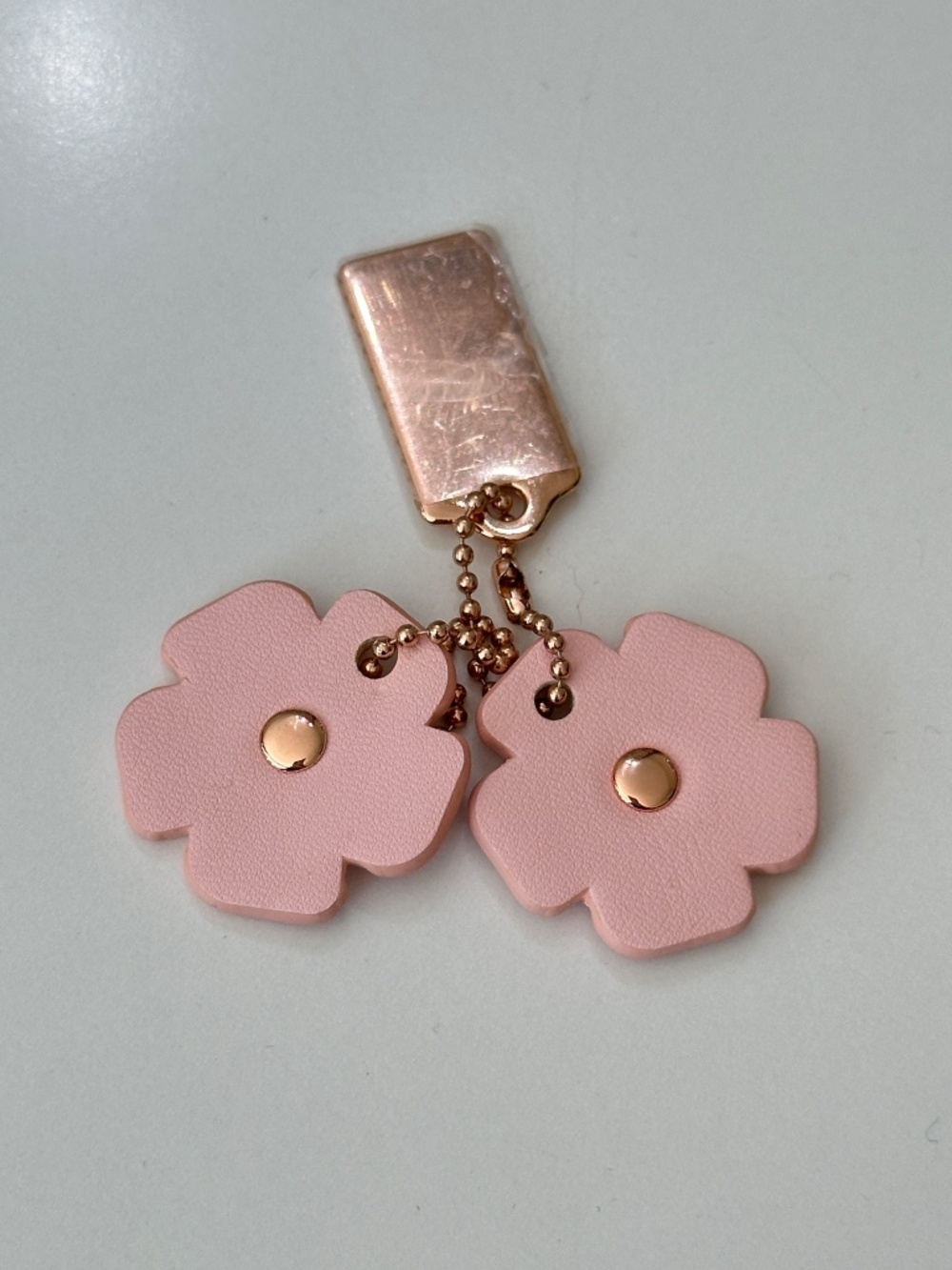 Coach Floral Pink White Rose Gold Metal Leather Flower Key Chain Bag Charm Mini - Picture 2 of 4